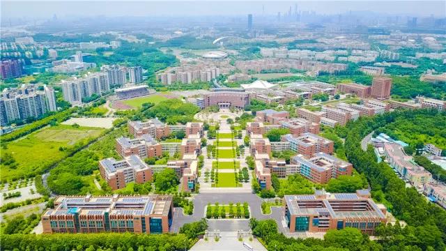 广州大学城地址（确定了！广州大学城将借鉴耶鲁打造开放校园，还有新增地铁和有轨电车！）