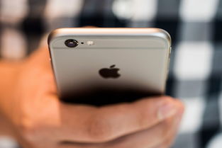 iPhone12发布：全新科技巅峰，引领智能时代