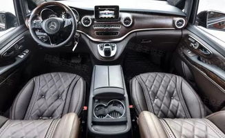 奔驰S500迈巴赫：尊贵与豪华的完美结合