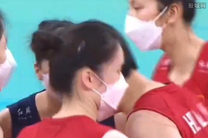 中国排协就女排戴口罩比赛致歉（戴口罩运动危害很大！）