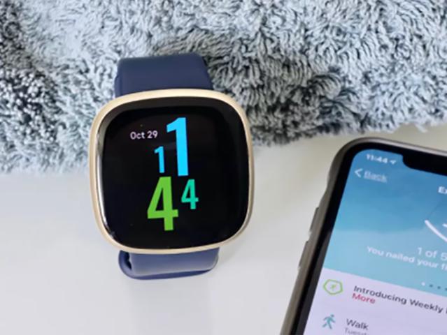 谷歌发布新款高端智能手表 可通过皮肤电活动监测评估用户压力