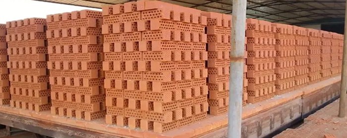 一立方多孔砖有多少块（多孔砖和红砖哪个好）