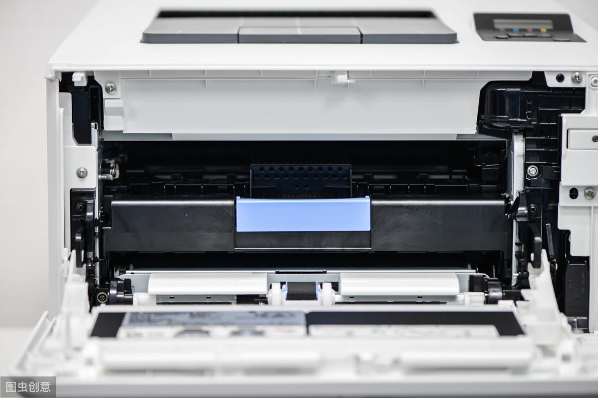 复印机的使用方法（物致理：复印机是如何复印文件的呢？）