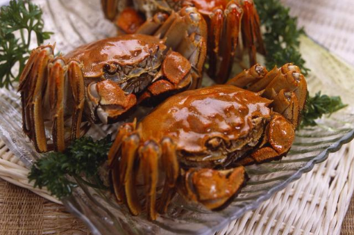 吃了冬枣可以吃螃蟹吗（螃蟹不能和什么一起吃）