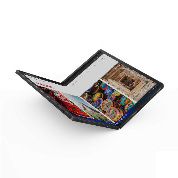 新商业领导力首秀！ThinkPad X1 Fold 2022 折叠屏笔记本和 Z 系列新品惊艳登场
