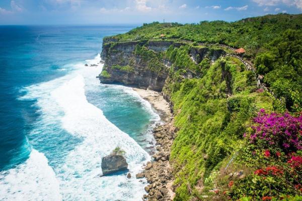 巴厘岛哪个国家（印尼巴厘岛恢复向境外游客开放）