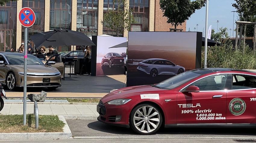 开了 160 万公里的特斯拉 Model S，会是什么样？