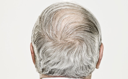 白发用什么染发最安全（五十岁白头发不染剪什么发型）